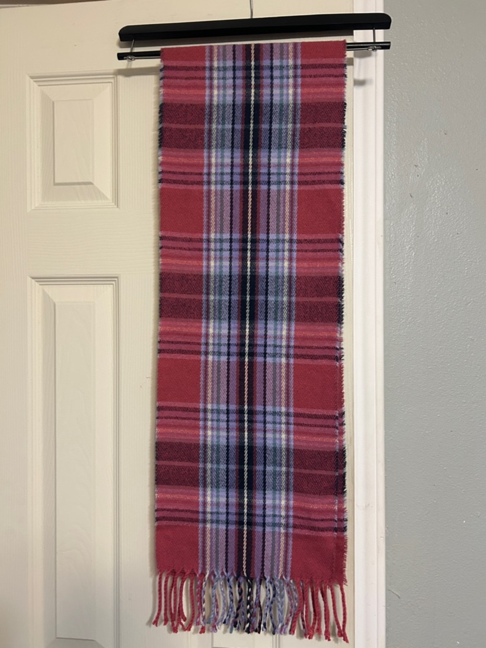Moving🎻Sale James Pringle Weavers pink purple plaid acrylic scarf